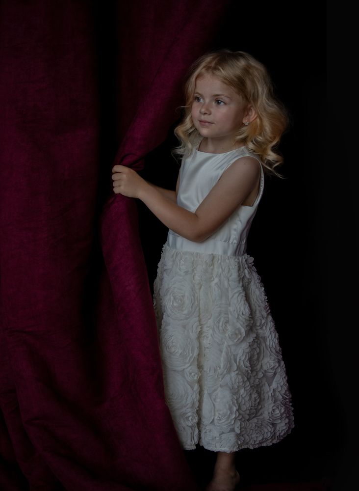 за кулисами