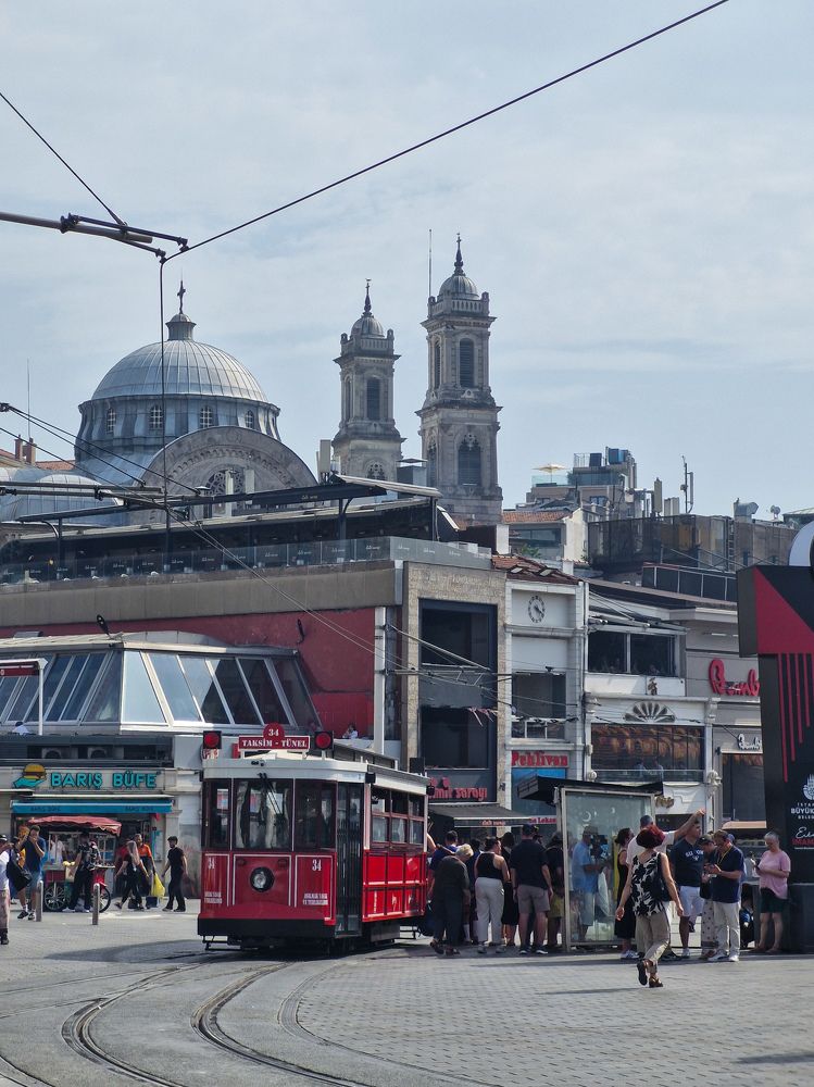 Photograph by Igor Chechin