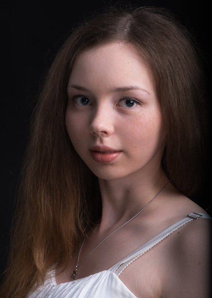 Девушка - подросток