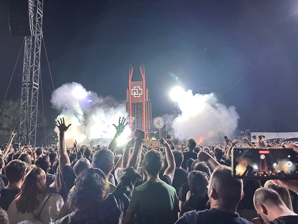 Photograph by Maxim Lip