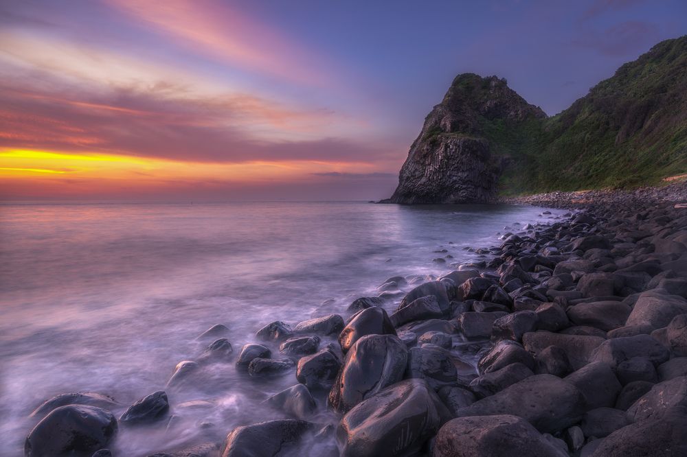 Photograph by HIROTOMO NAKAHARA