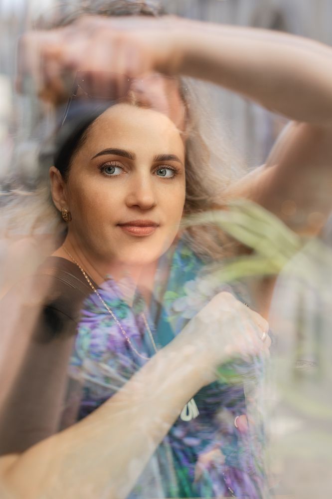 Сестра...расстояние...границы