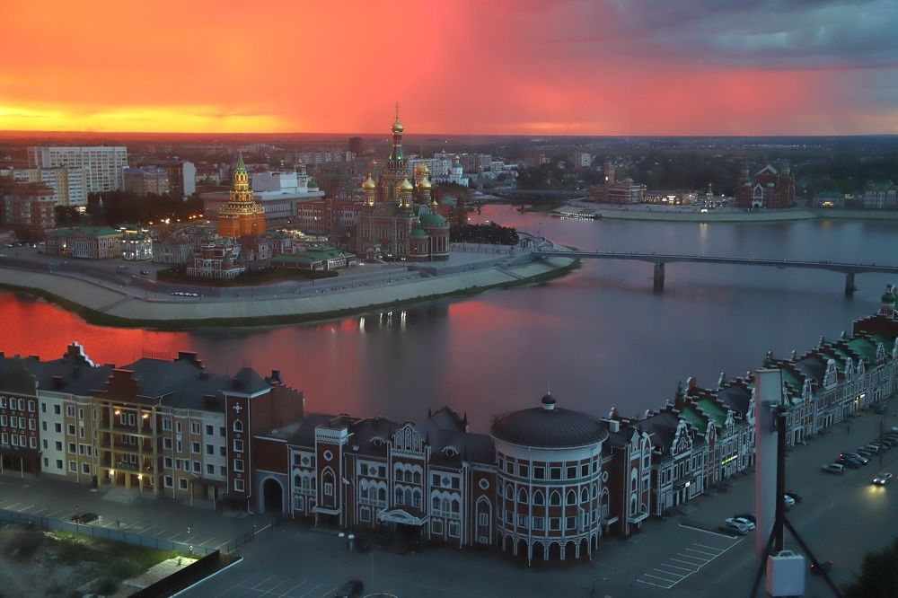 Красный город