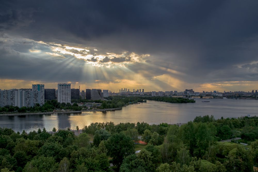 Свет с небес!