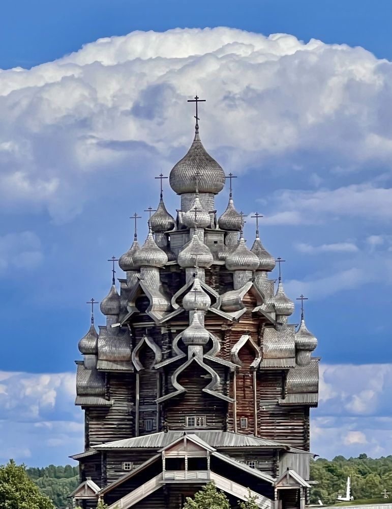 Храм и небо