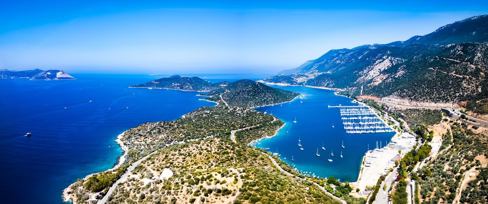 Photograph by Tunc Yagdi