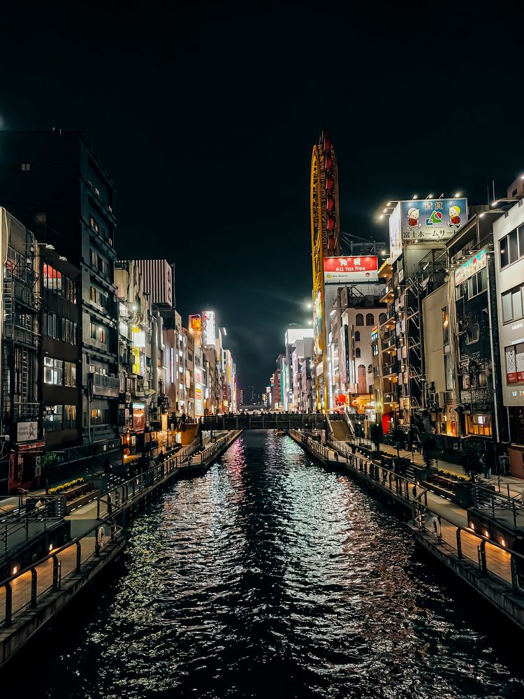 Photograph by Aloysius Loh