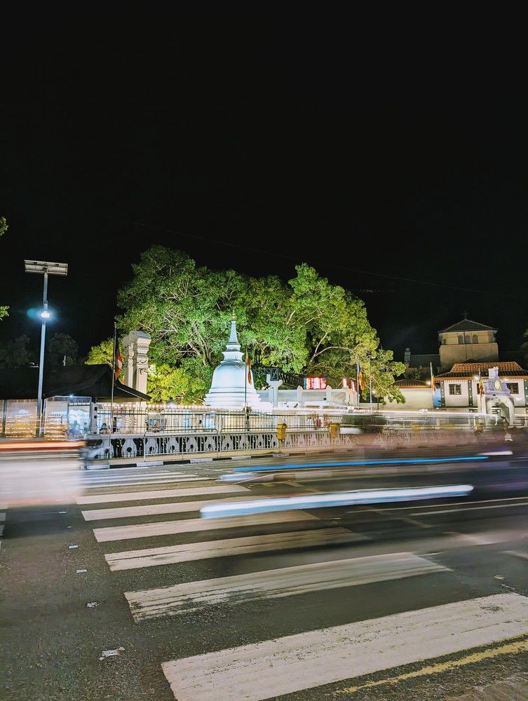 Photograph by Hansira Weththasinghe