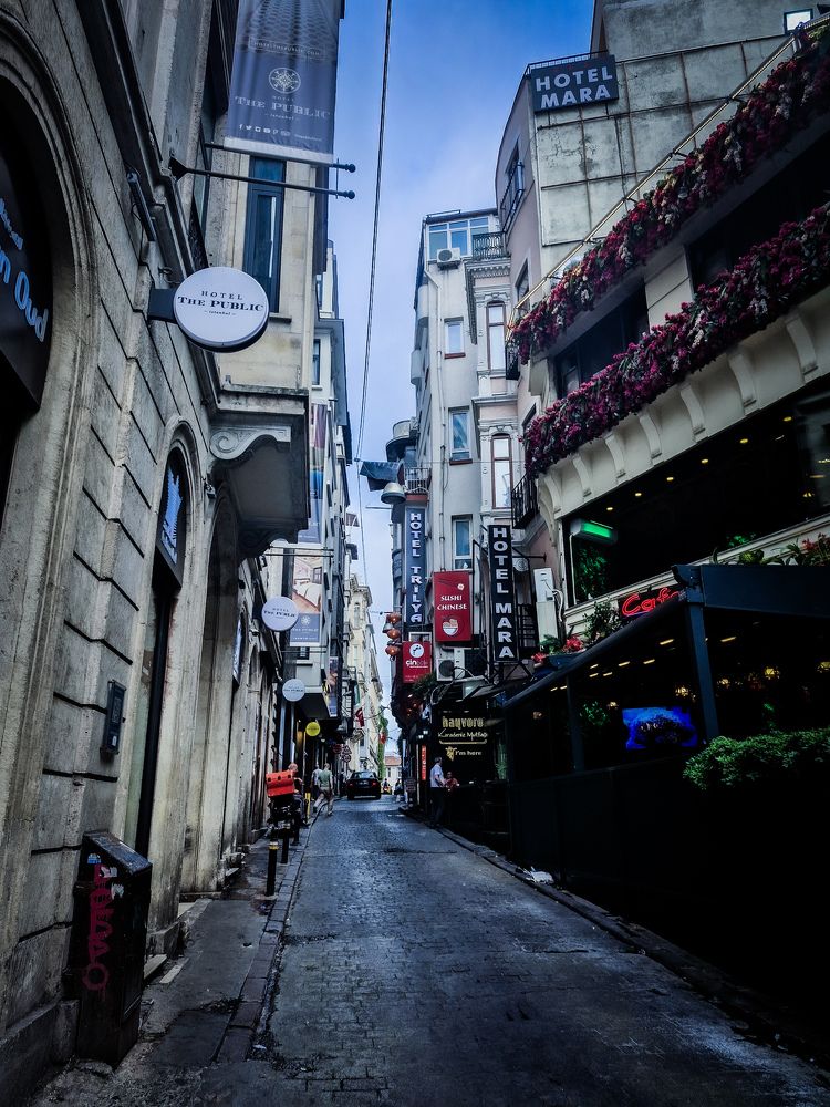 Photograph by Igor Chechin