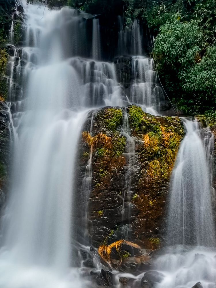 Photograph by Khanthan Nair