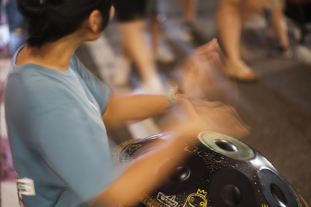 Hangdrum Street Musician