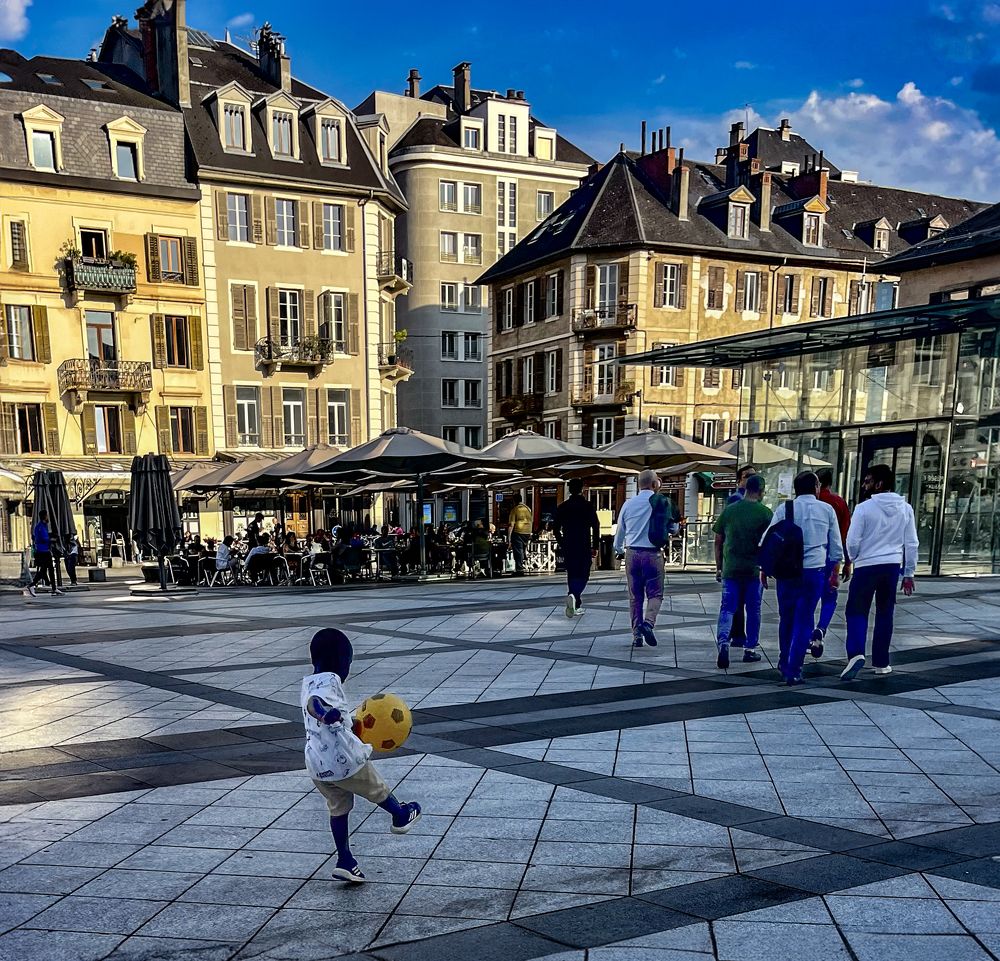 Фотография автора Hirak Mitra