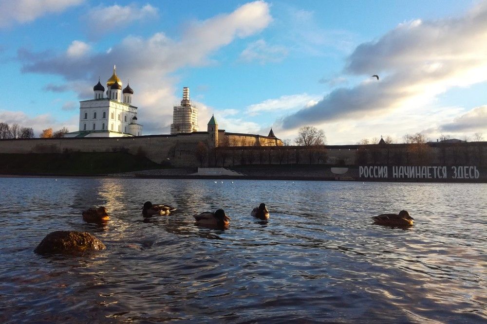 Россия начинается здесь