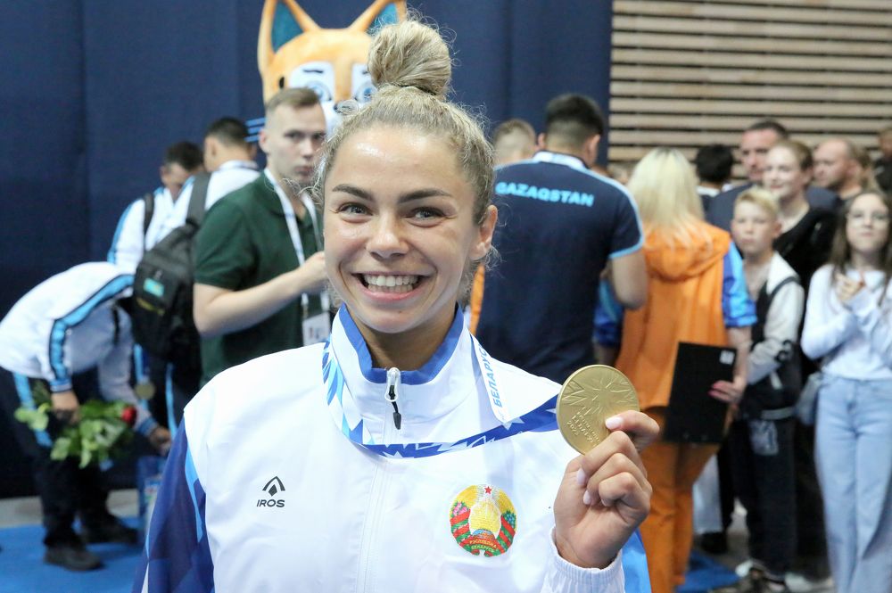 Фотография автора Николай Семенец