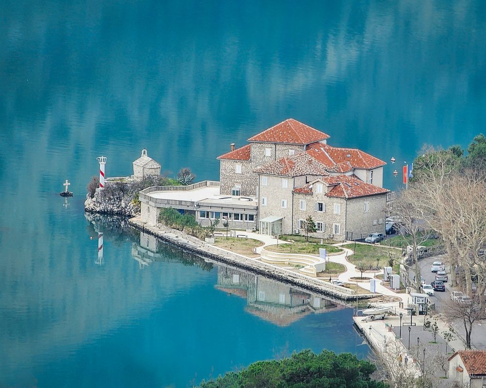 Photograph by Evgeny Pochaev