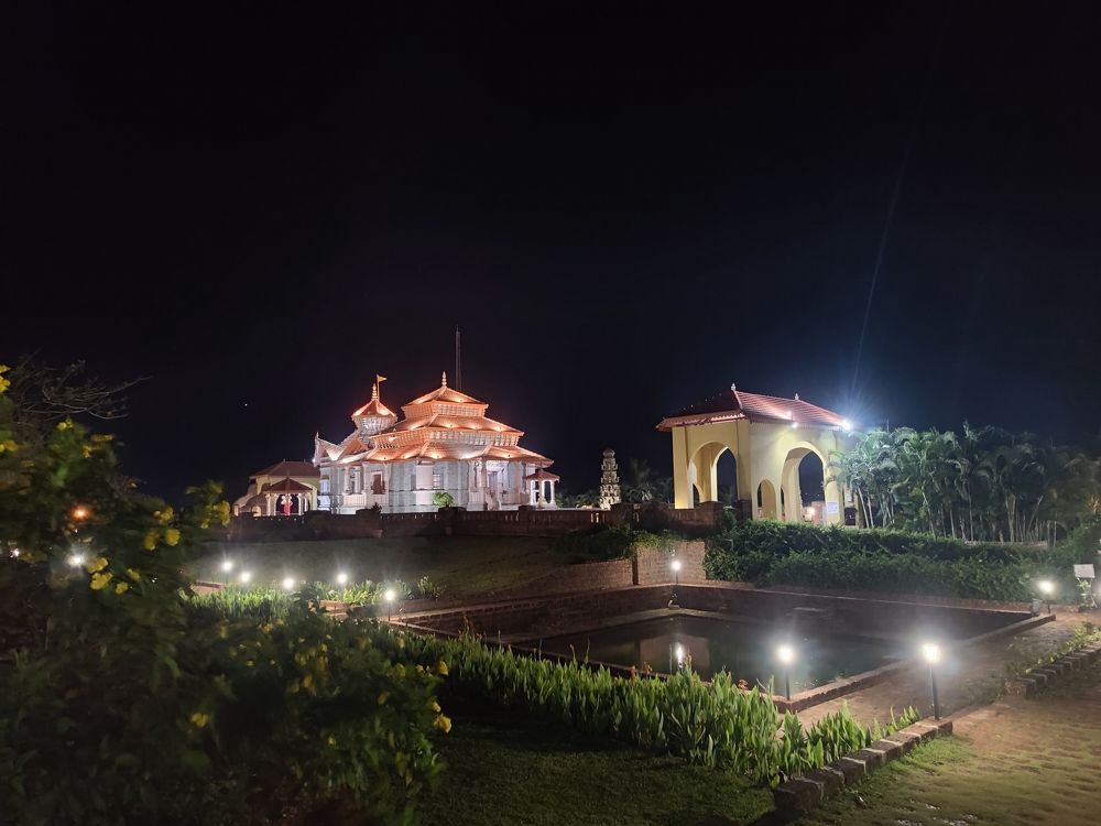 Фотография автора Sonali Mahakal