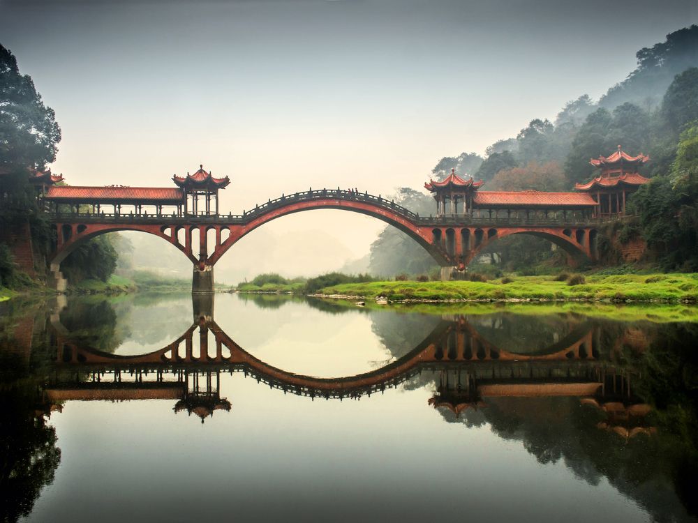 Leshan Buddha bridge