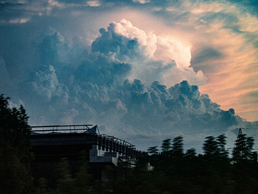 Фотография автора Евгений Величко