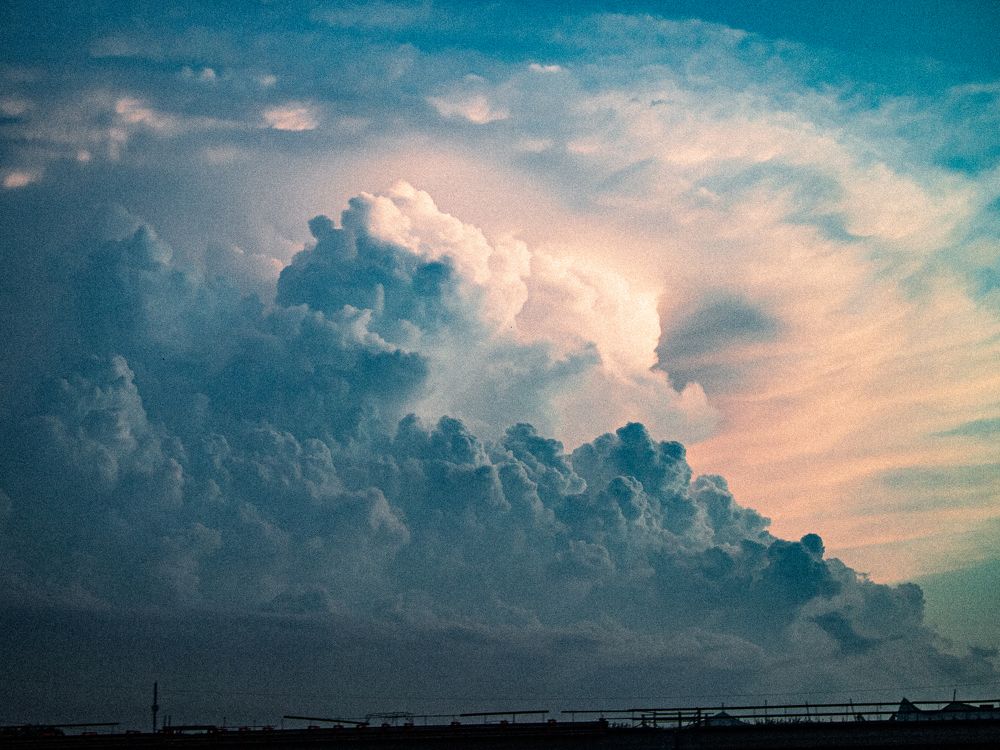 Фотография автора Евгений Величко