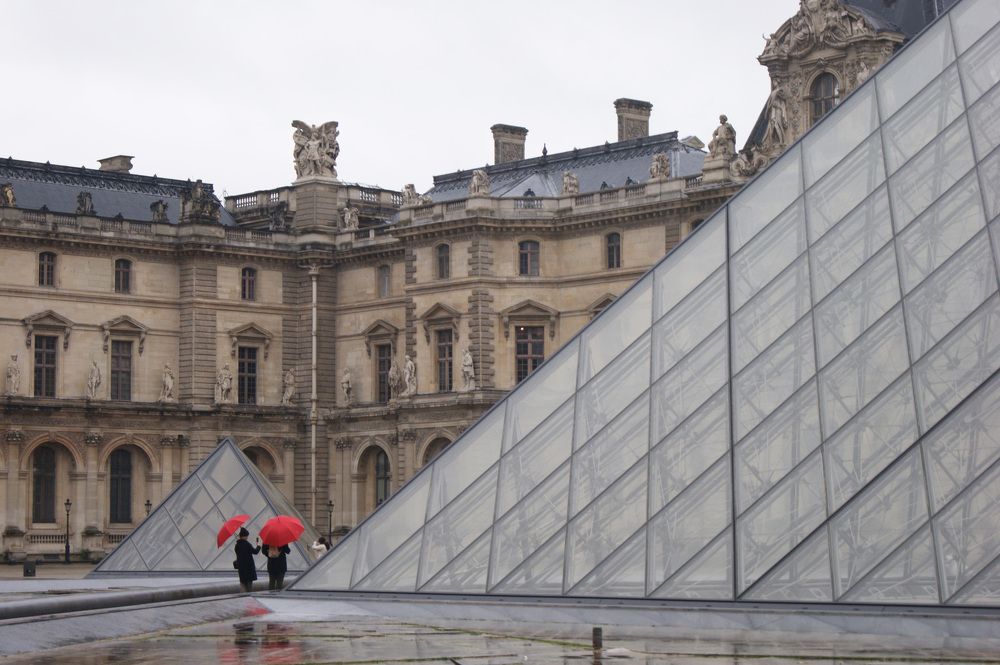 Пирамиды Лувра