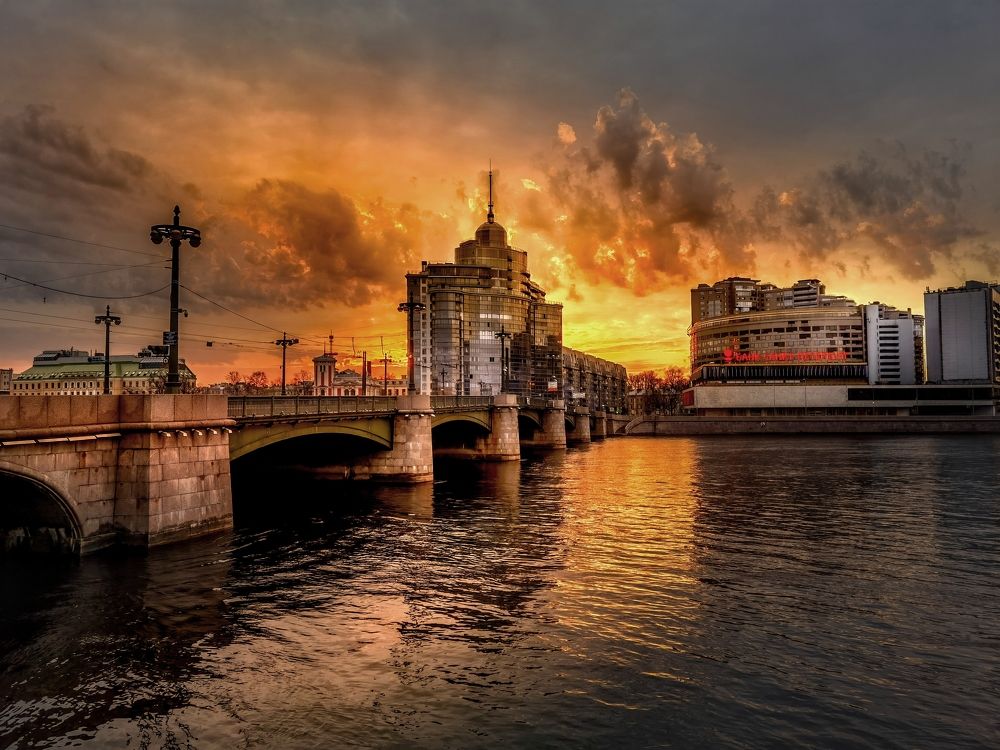 Один восход с разных мест Питера