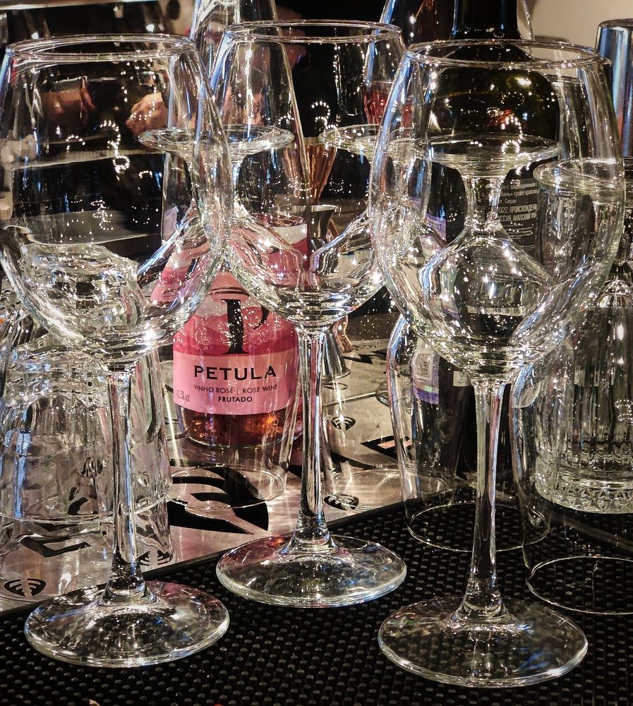 Мидийное место.