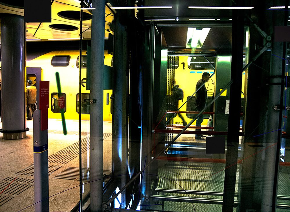Yellow 1, Rotterdam Station
