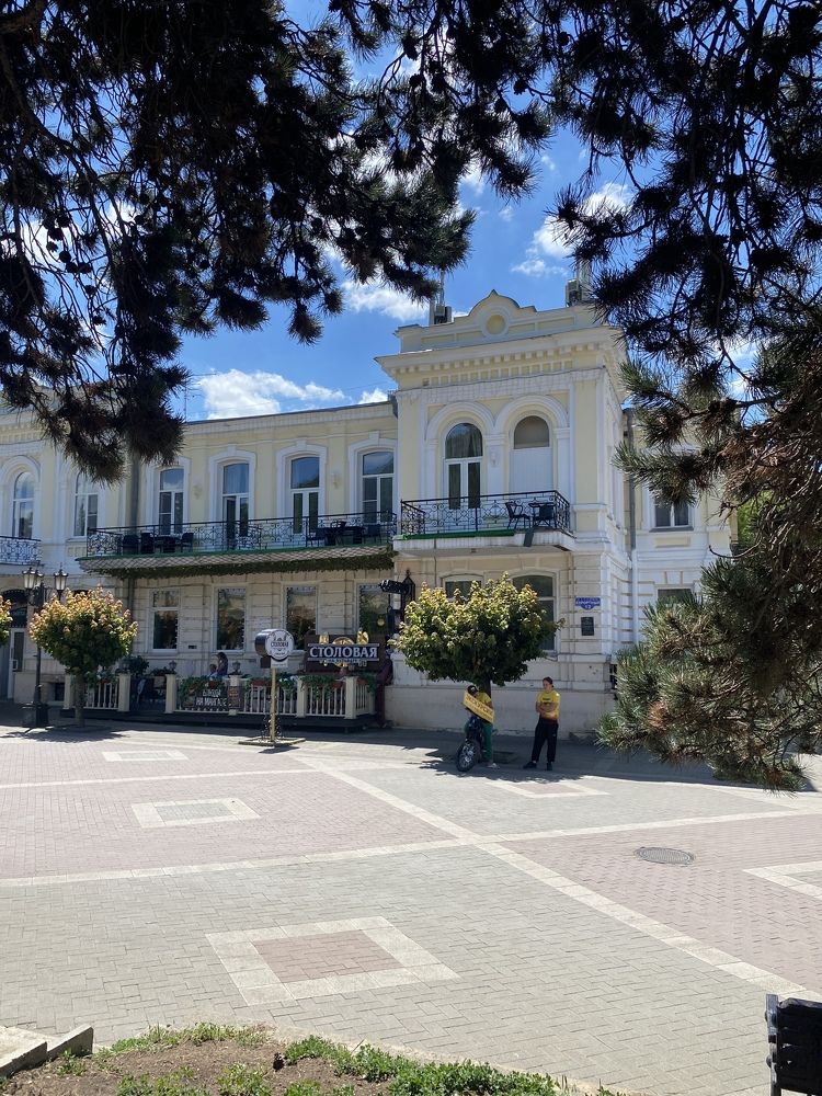 Photograph by Konstantin Kalmykov