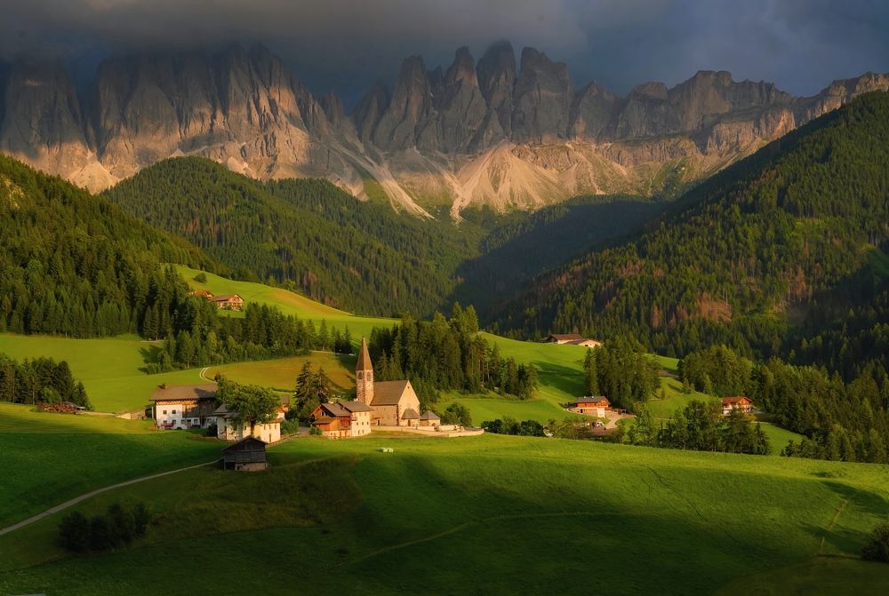 Photograph by Henri Fitriadi