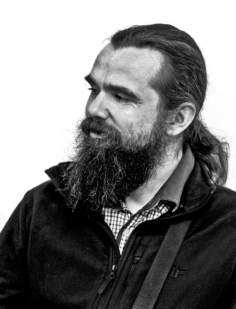 Портрет мужчины с бородой.