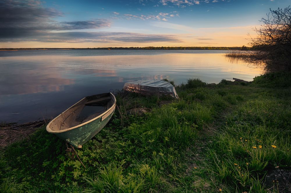 Лодки на закате