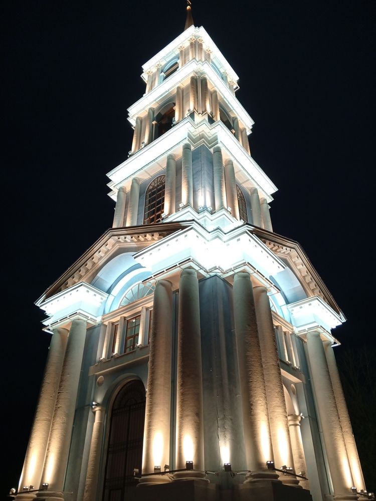 Photograph by Aleks Dem