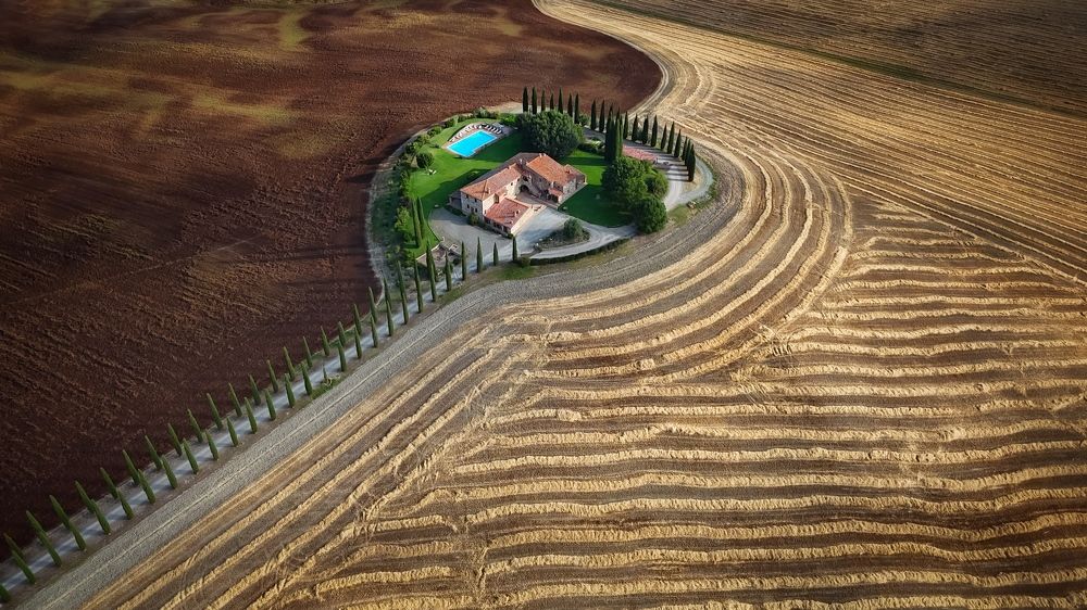 Photograph by Henri Fitriadi