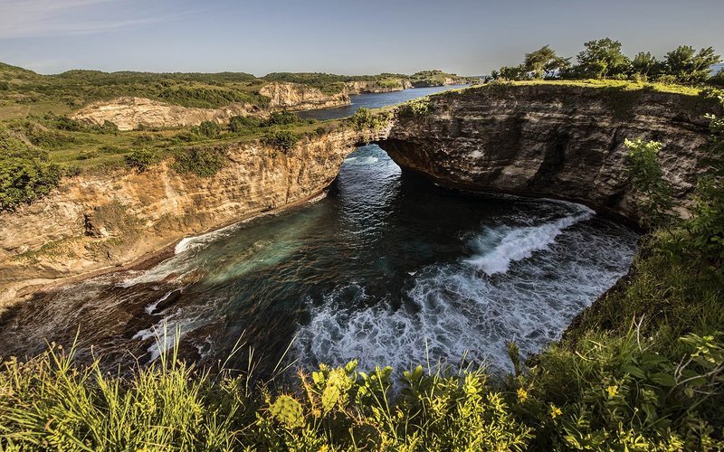 Alexandr Romanov (Roalan Photos), Indonesia