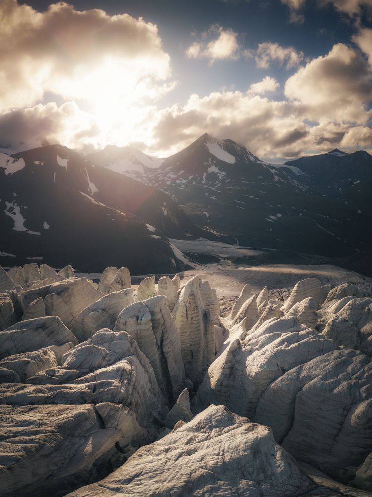 Ледниковые сераки Талдуры