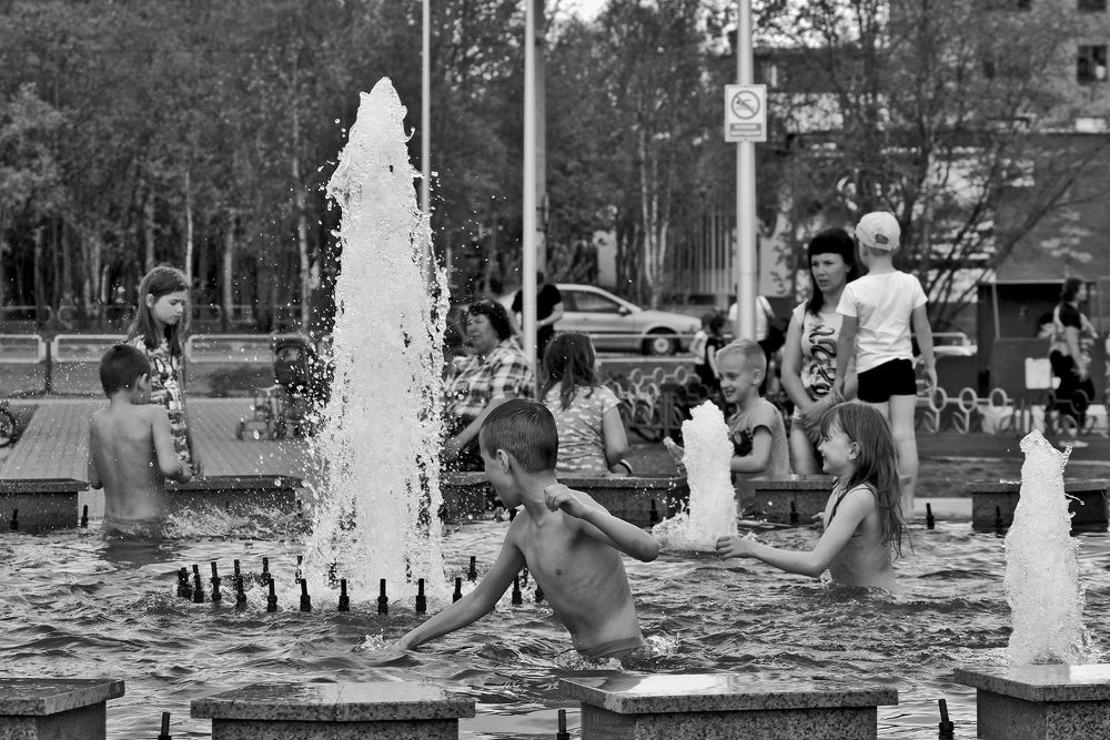 Бассейн в фонтане