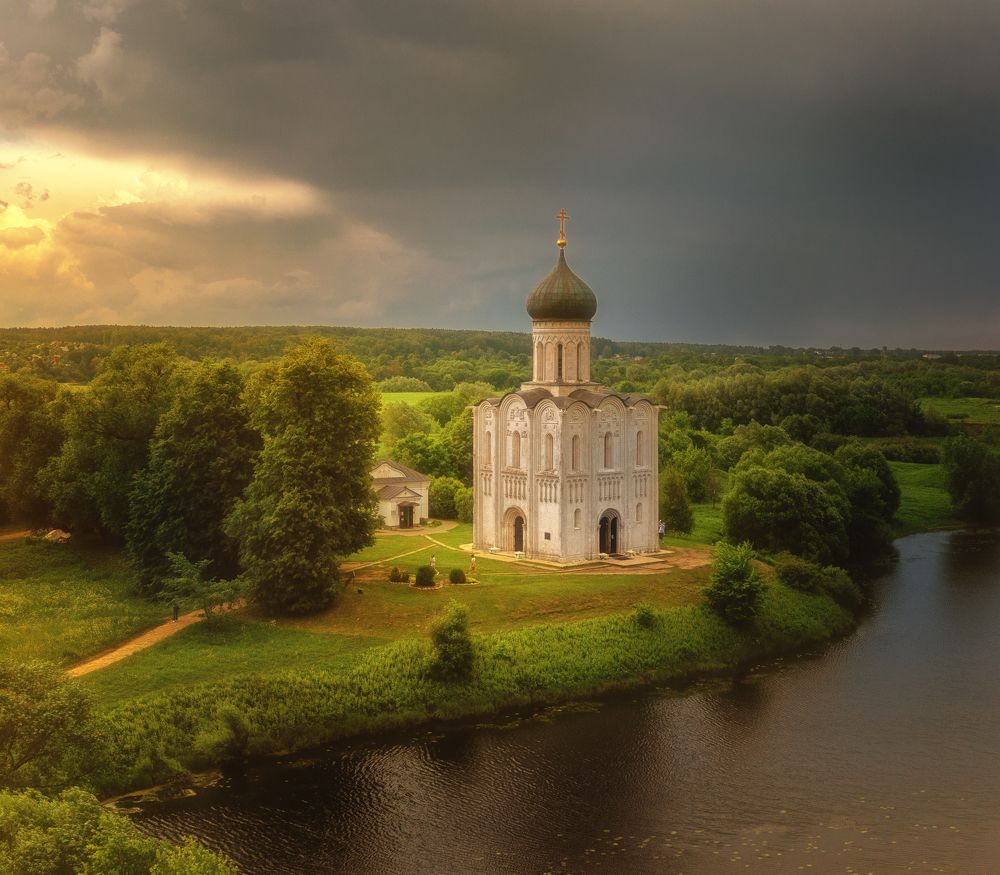 Photograph by Igor Drozdov