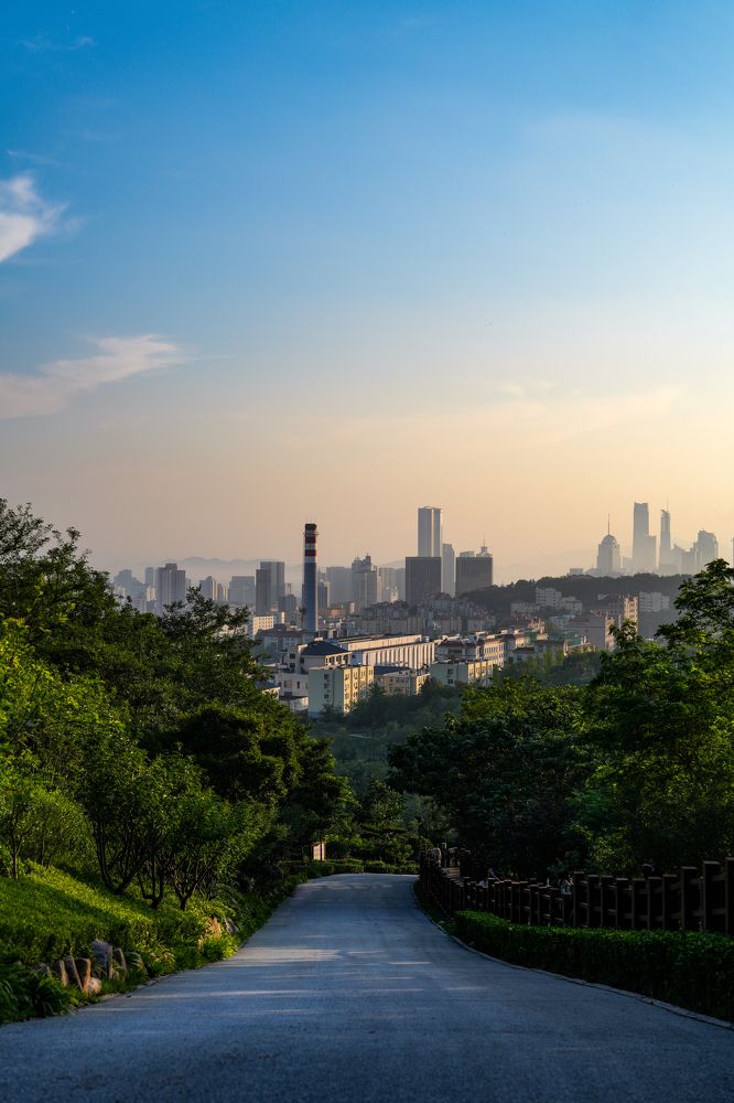 Photograph by Jiaqi Song
