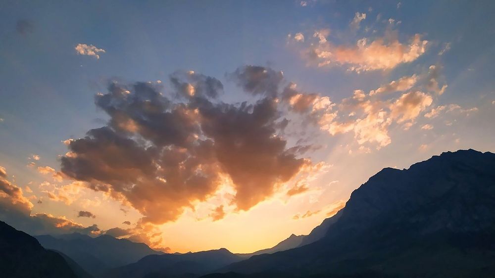 Закат в горах