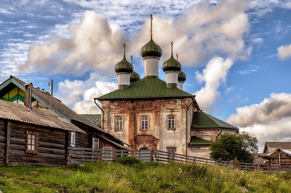 Церковь во имя Успения Божией Матери