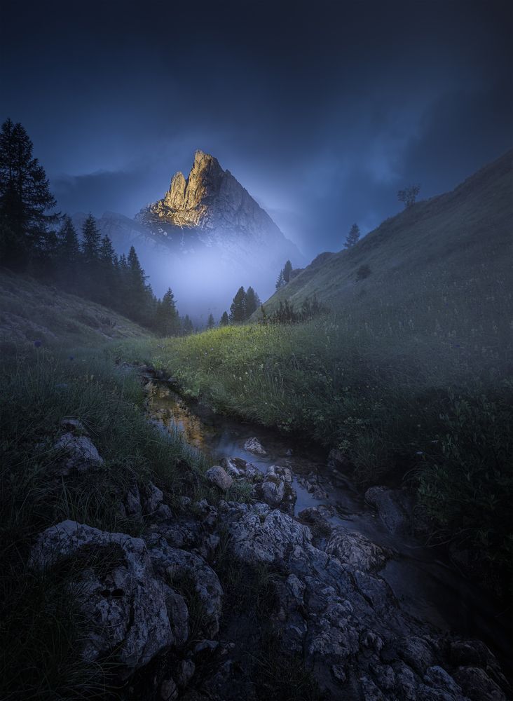 sunrise in the Dolomites