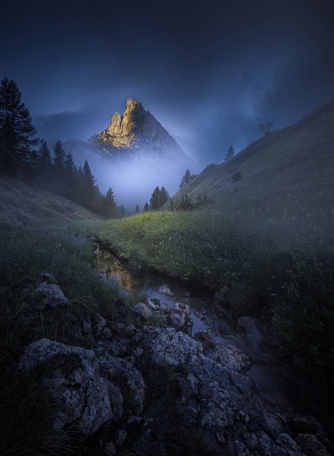 sunrise in the Dolomites