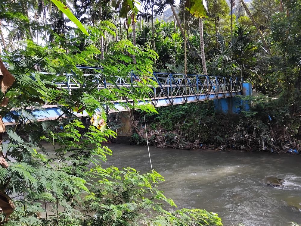Jembatan Biru
