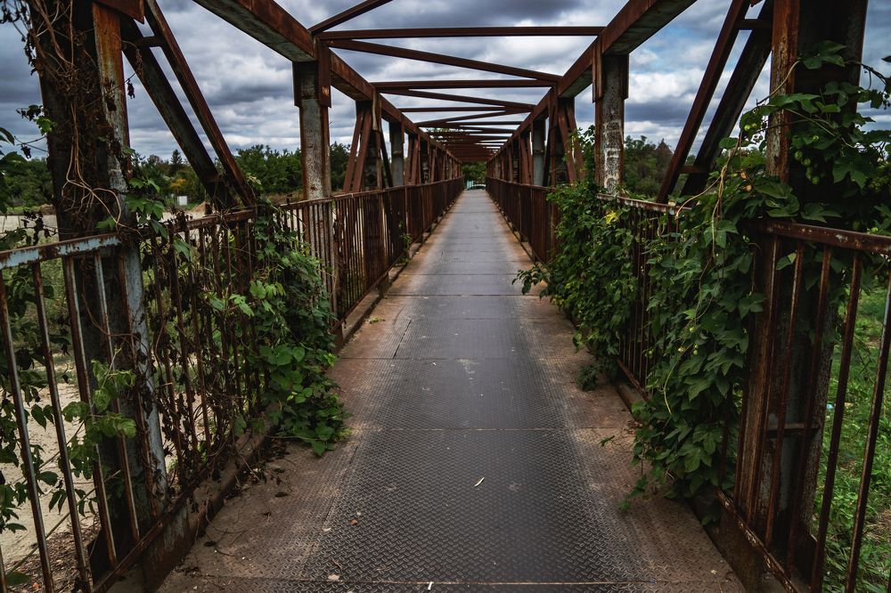 Ржавый мост