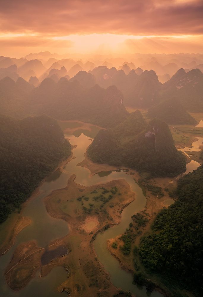 Photograph by Vu Khoa Nguyen Khanh