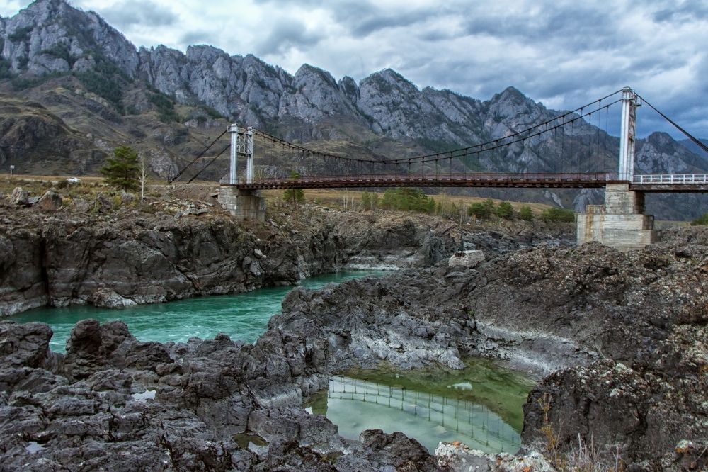 Ороктойский мост в Горном Алтае.