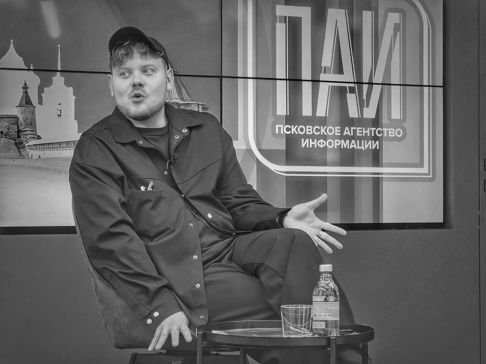 Иван Твердовский. Сценарист, Режиссер. Западные ворота