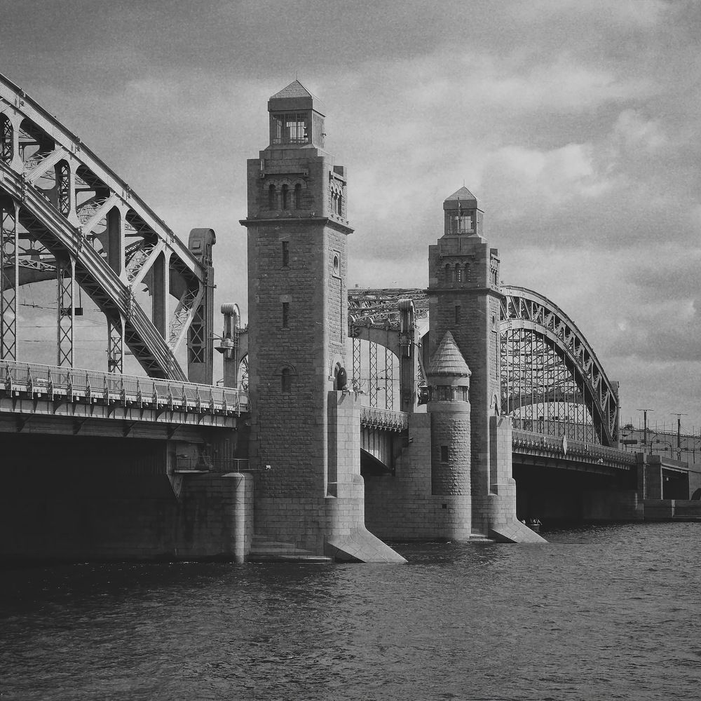 Мост Петра Великого. Петербург