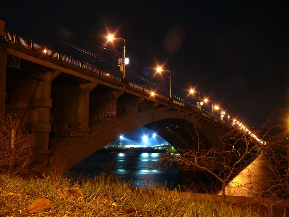 Полночь в городе.