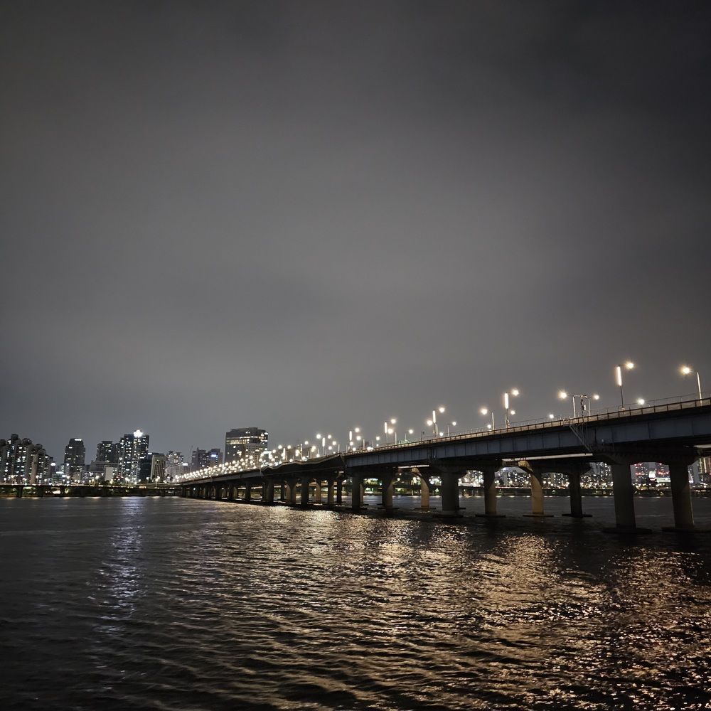 Photograph by Yona Lee